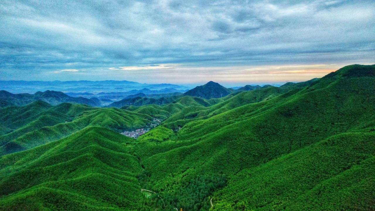 Moganshan Pinhouwu Hotel Deqing エクステリア 写真